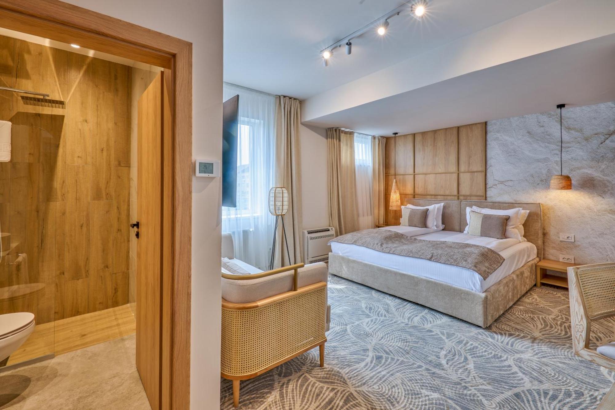Hotel Serenity Тимишоара Экстерьер фото