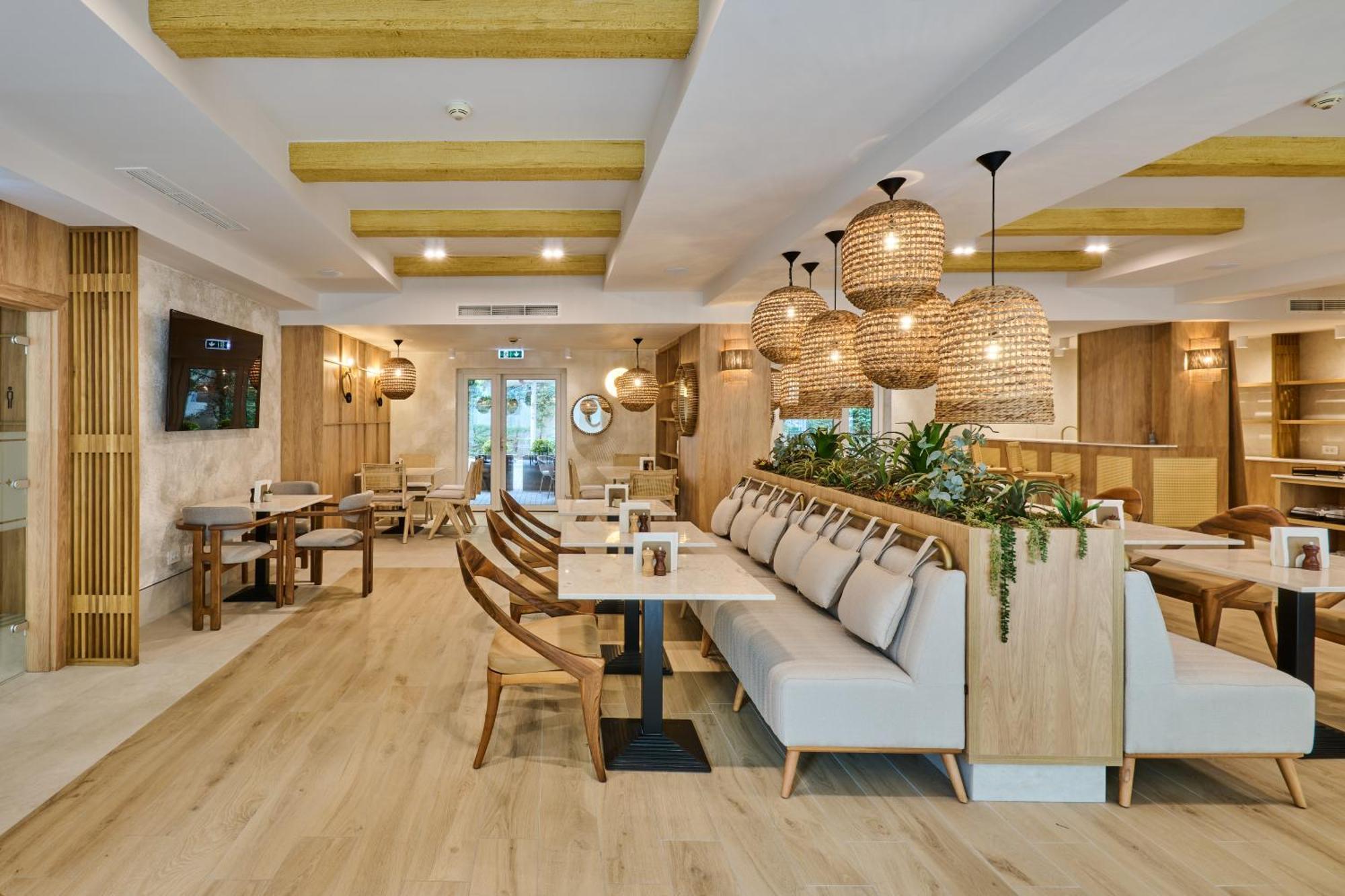 Hotel Serenity Тимишоара Экстерьер фото