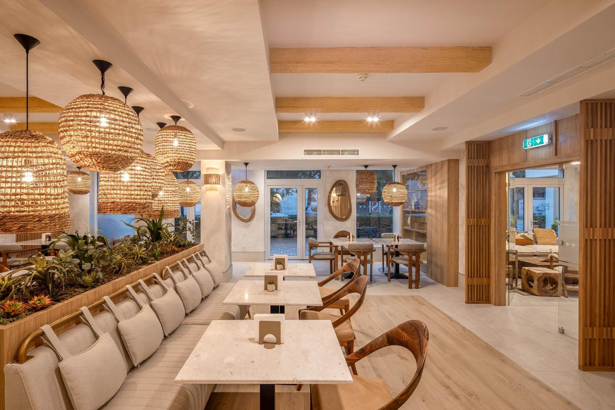 Hotel Serenity Тимишоара Экстерьер фото